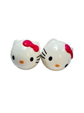 Hedstrom Hello Kitty Play Stress Ball Lot 2‎ White Pink Sanrio 2013